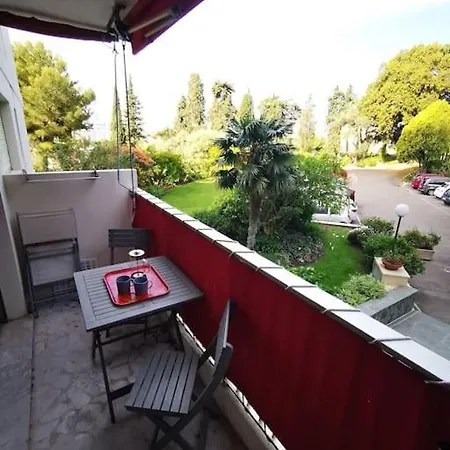 Cosy Studio,piscine,parc Fleuri,residence Standing,parking Apartment Antibes